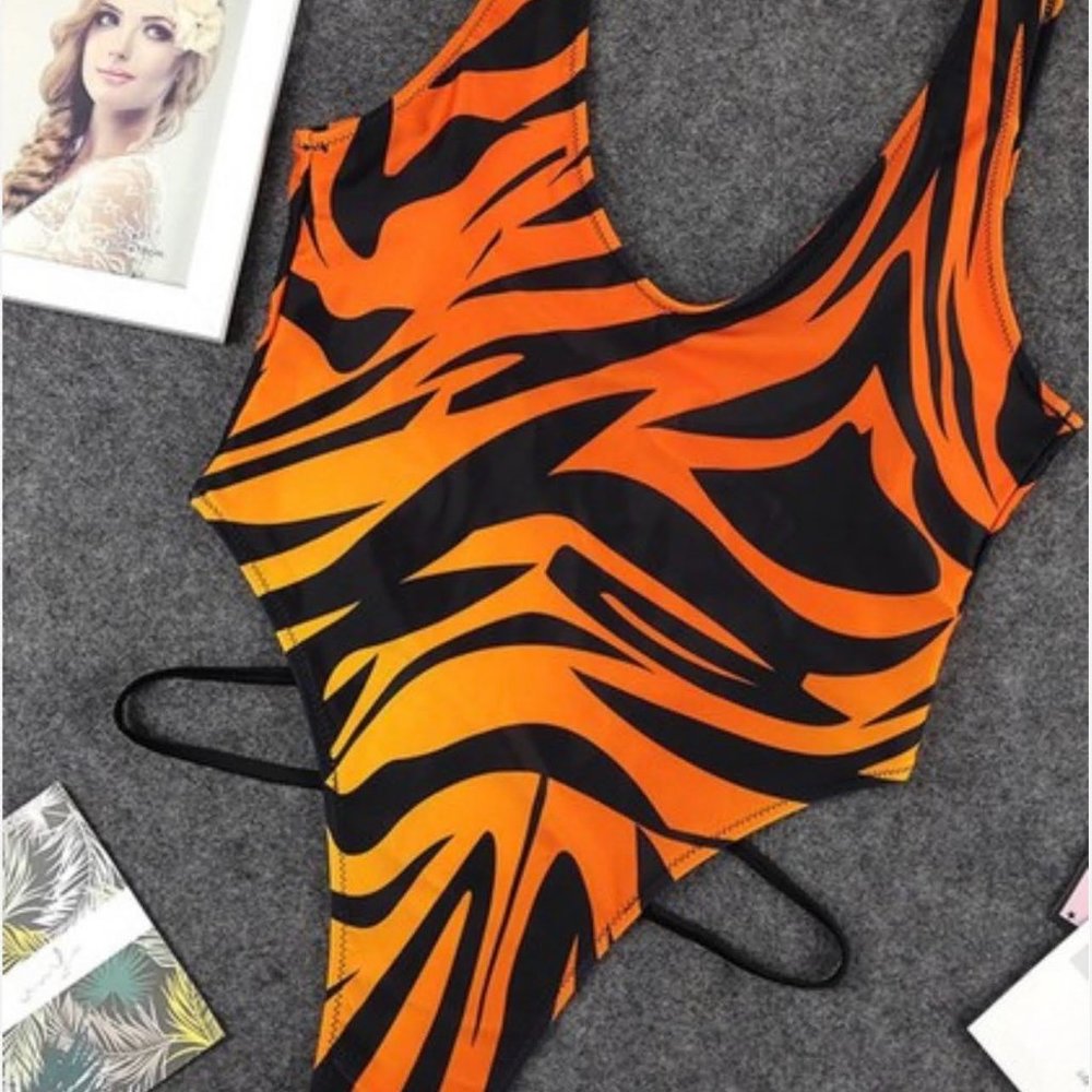 Tiger print one piece - Picture 2 of 3